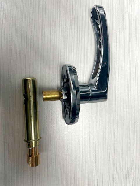 L-Handle and Latch CD-971 CD-938